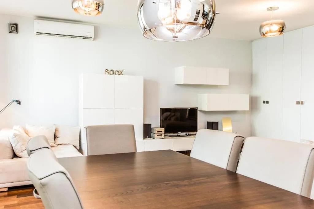 Inqse Warsaw Centre Apartment Ngoại thất bức ảnh