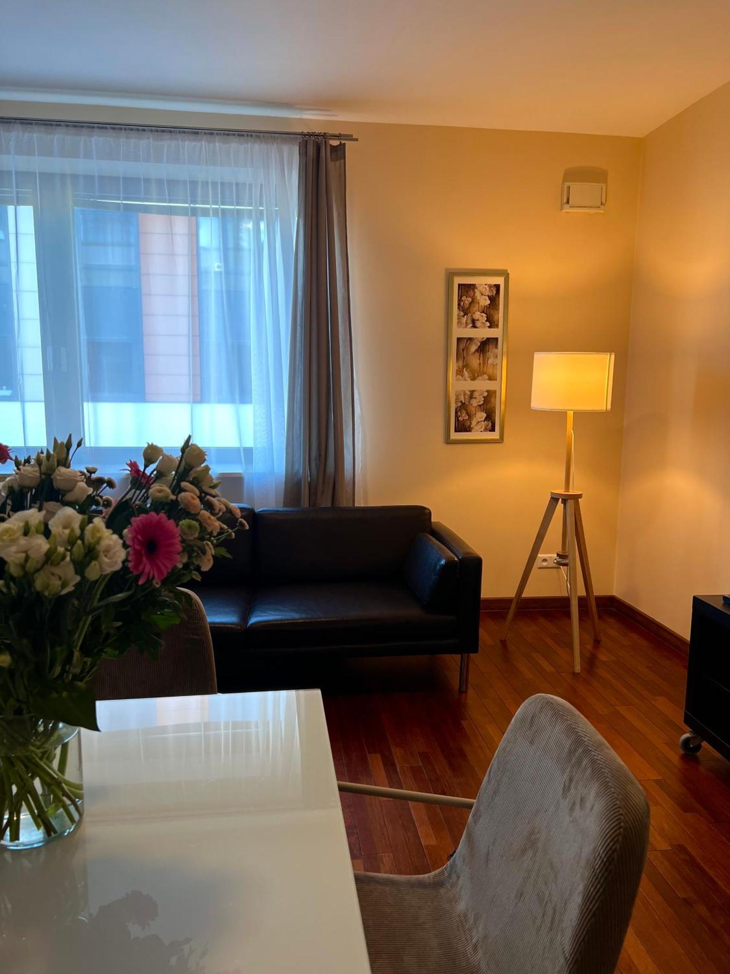 Inqse Warsaw Centre Apartment Ngoại thất bức ảnh
